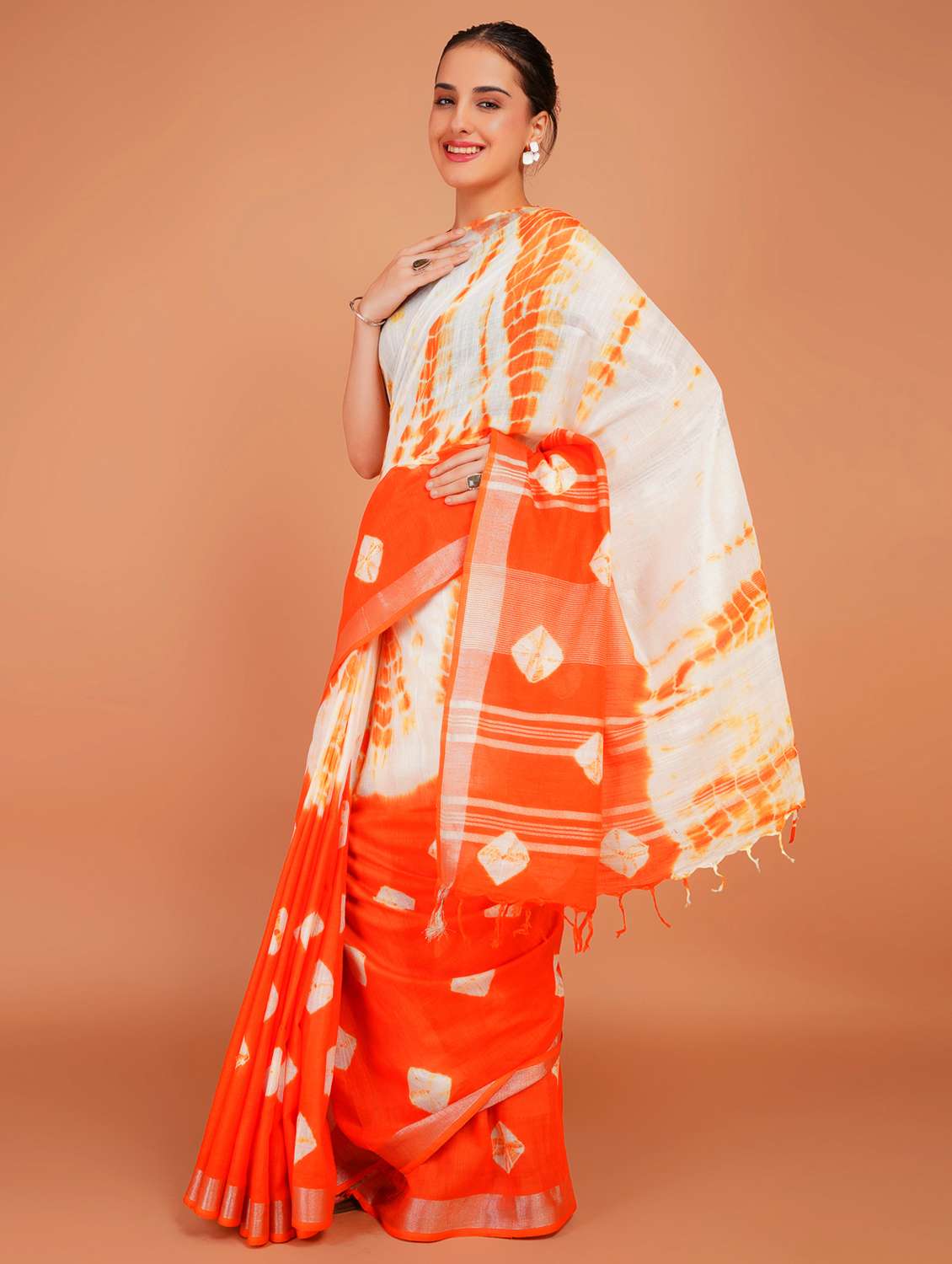 women tie & dye printed saree with blouse - 22253405 -  Standard Image - 2