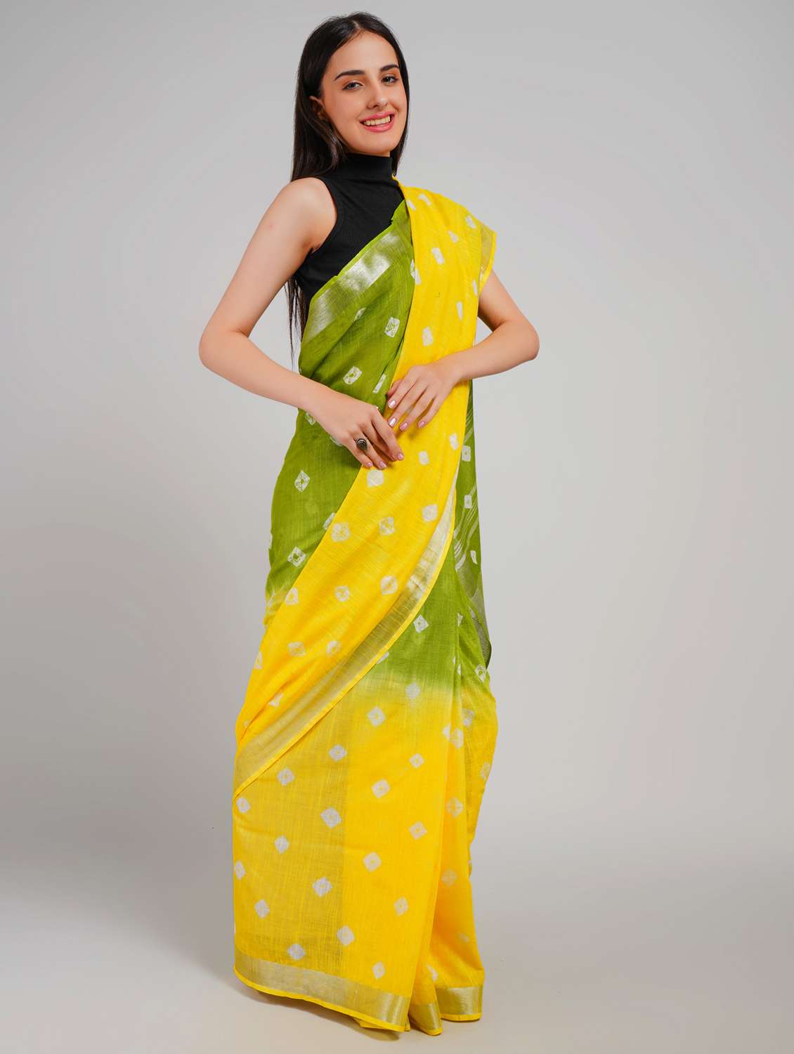 women tie & dye printed saree with blouse - 22253406 -  Standard Image - 2