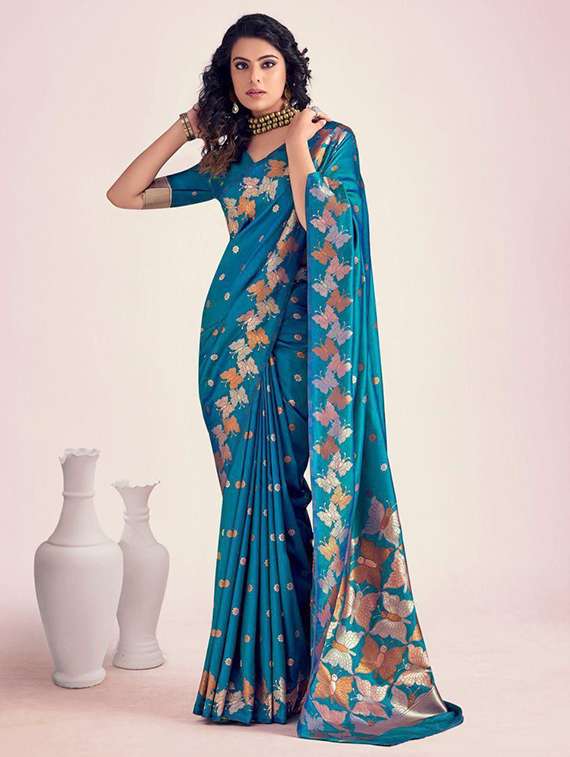women self design banarasi saree with blouse