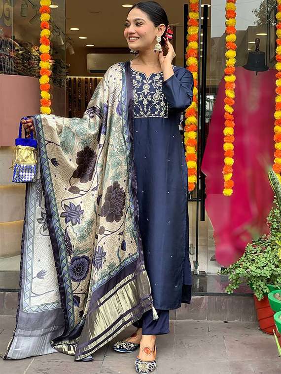 women solid with work three quarter sleeve kurta pant with dupatta set - 22253568 -  Standard Image - 2