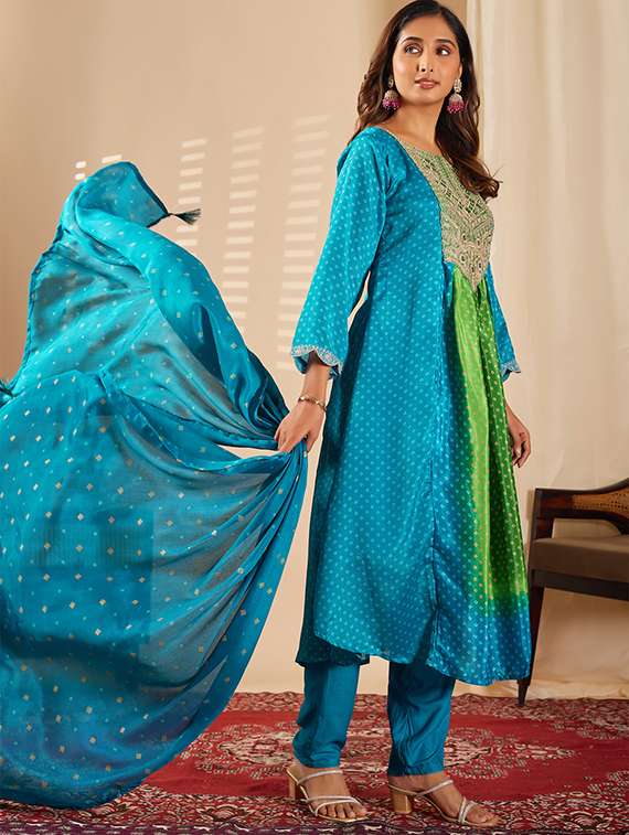 women bandhani three quarter sleeve kurta pant with dupatta set - 22253569 -  Standard Image - 2