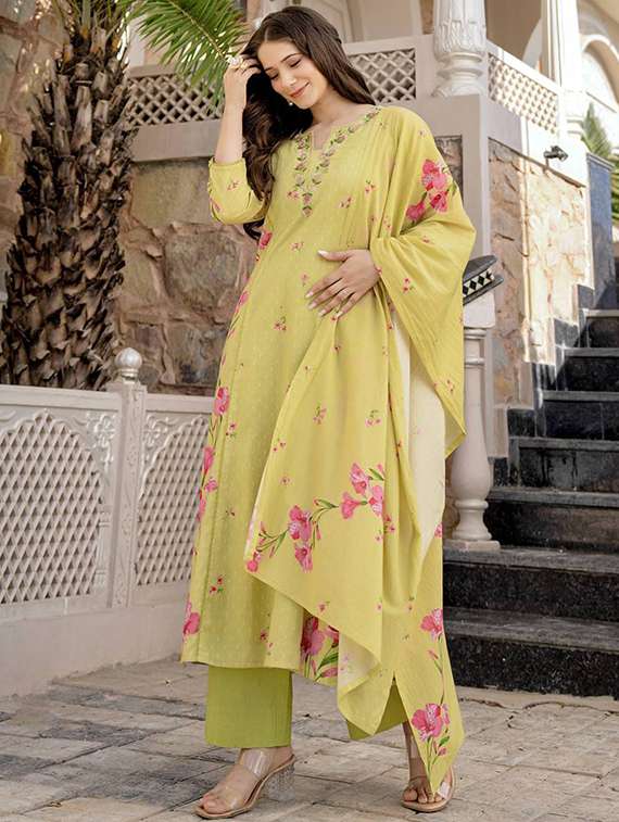 women floral three quarter sleeve kurta pant with dupatta set - 22253572 -  Standard Image - 2