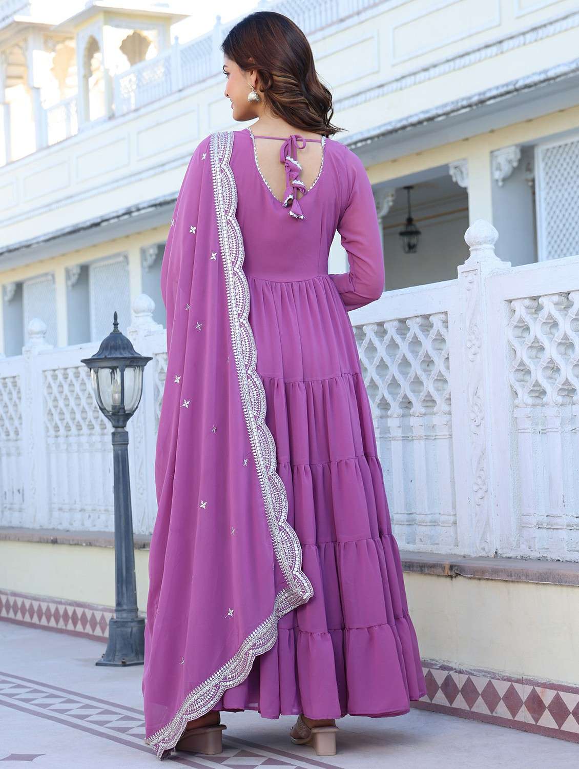 women solid long sleeve kurta with dupatta set - 22253908 -  Standard Image - 2
