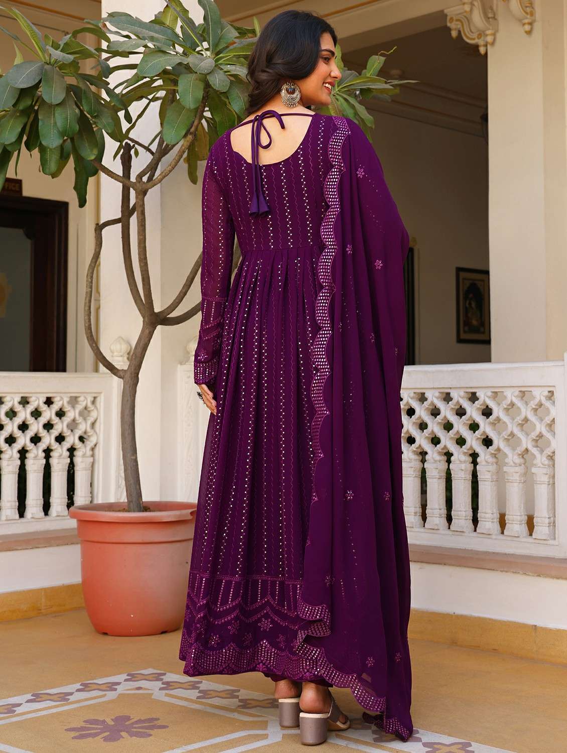 women solid with work long sleeve kurta with dupatta set - 22253945 -  Standard Image - 2