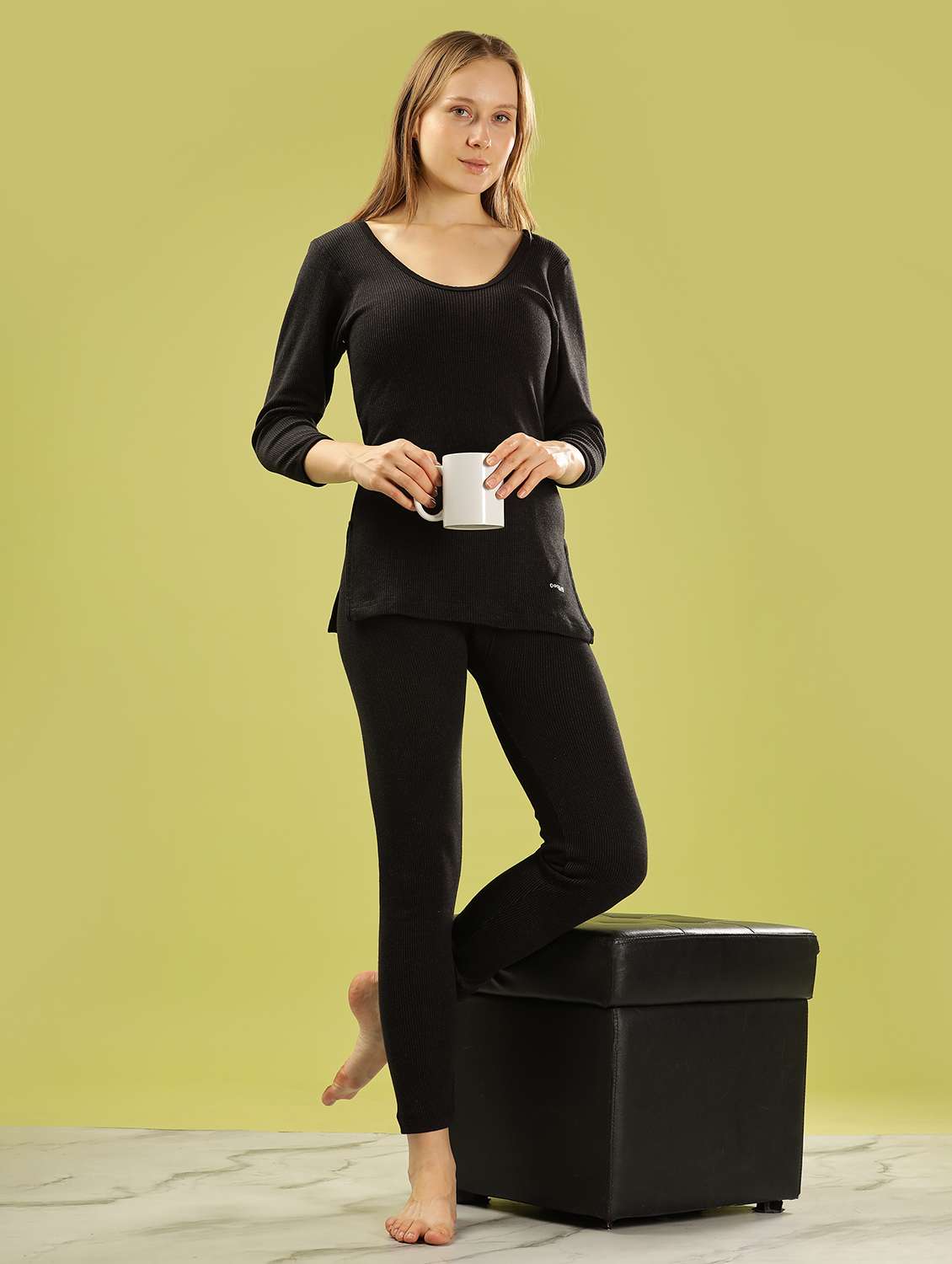 women solid three quarter sleeve thermal set - 22253968 -  Standard Image - 2