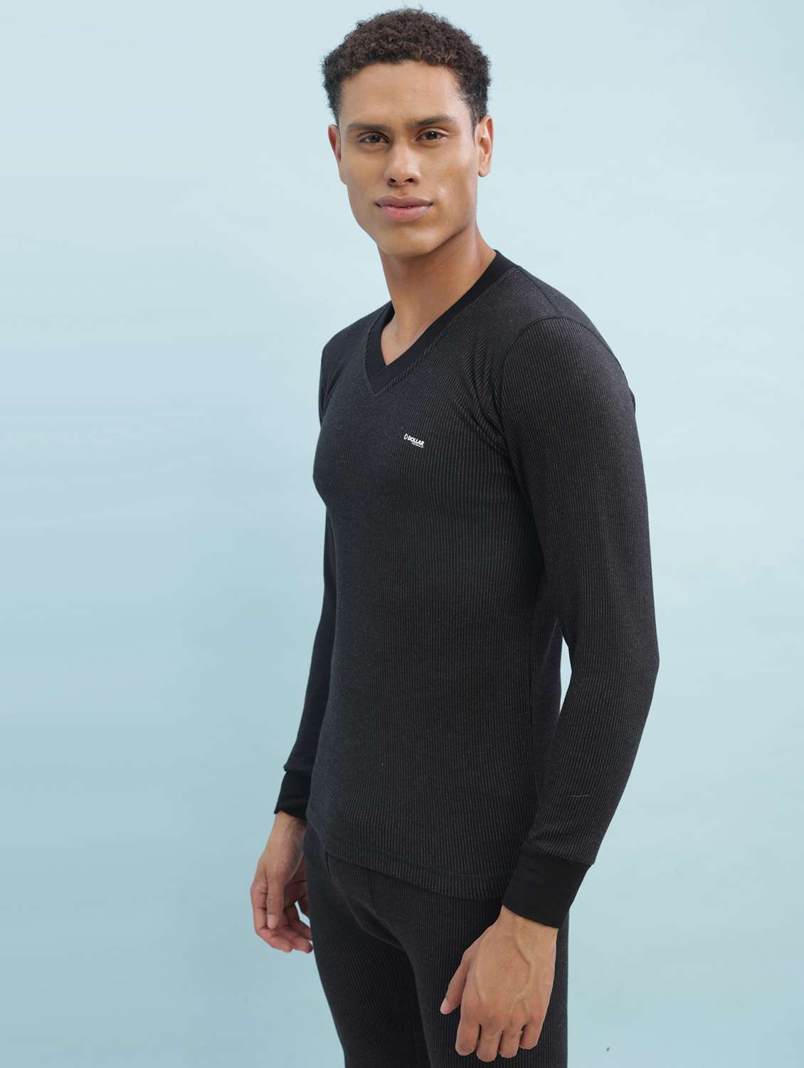 men solid full sleeve thermal top - 22253994 -  Standard Image - 2