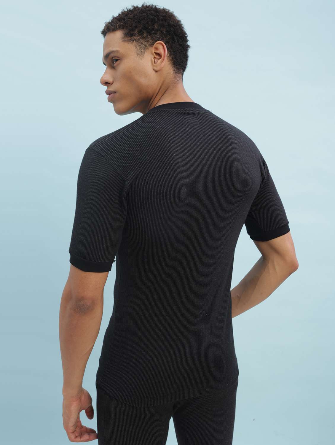men solid half sleeve thermal top - 22254018 -  Standard Image - 2
