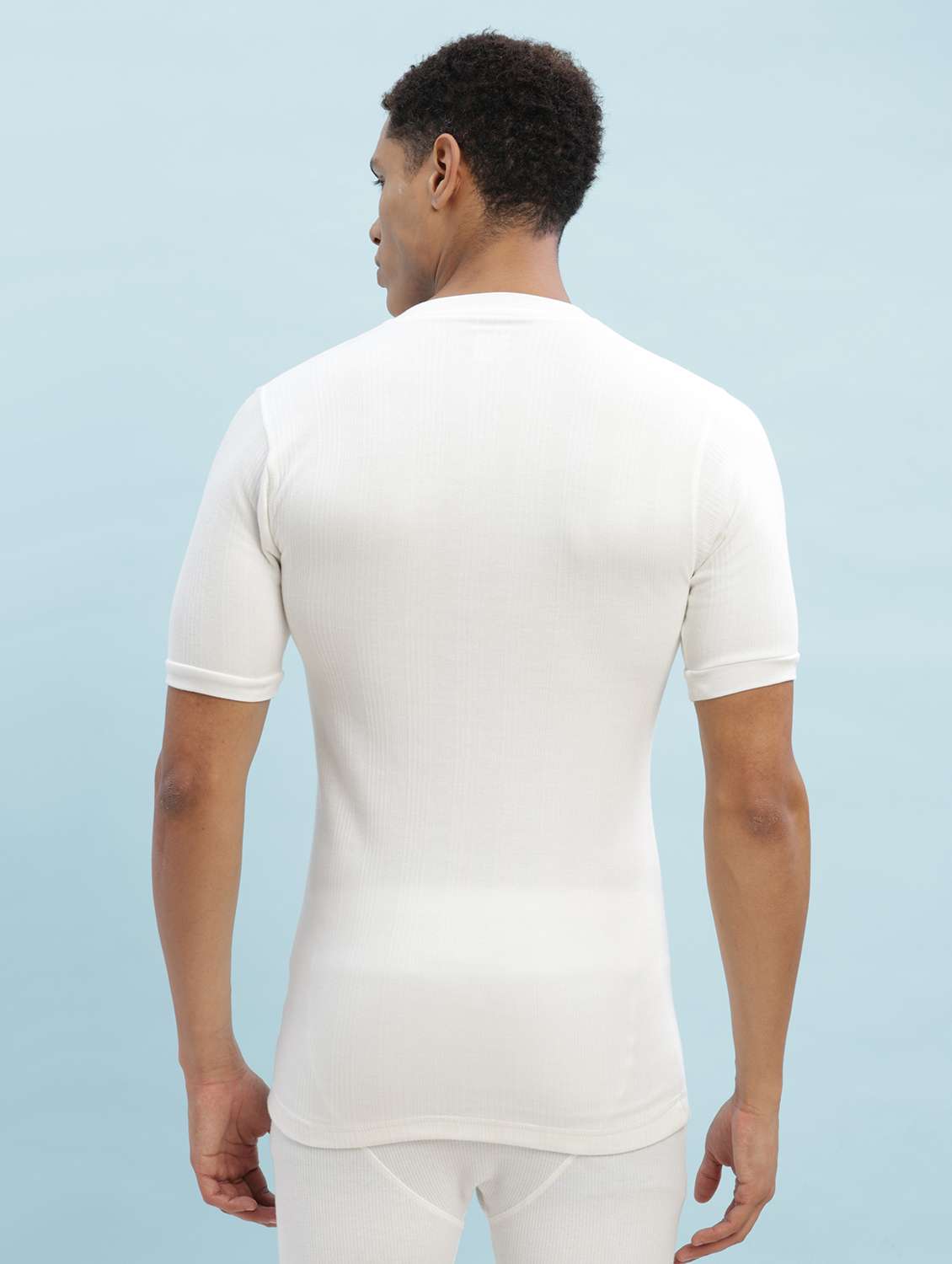 men solid half sleeve thermal top - 22254023 -  Standard Image - 2