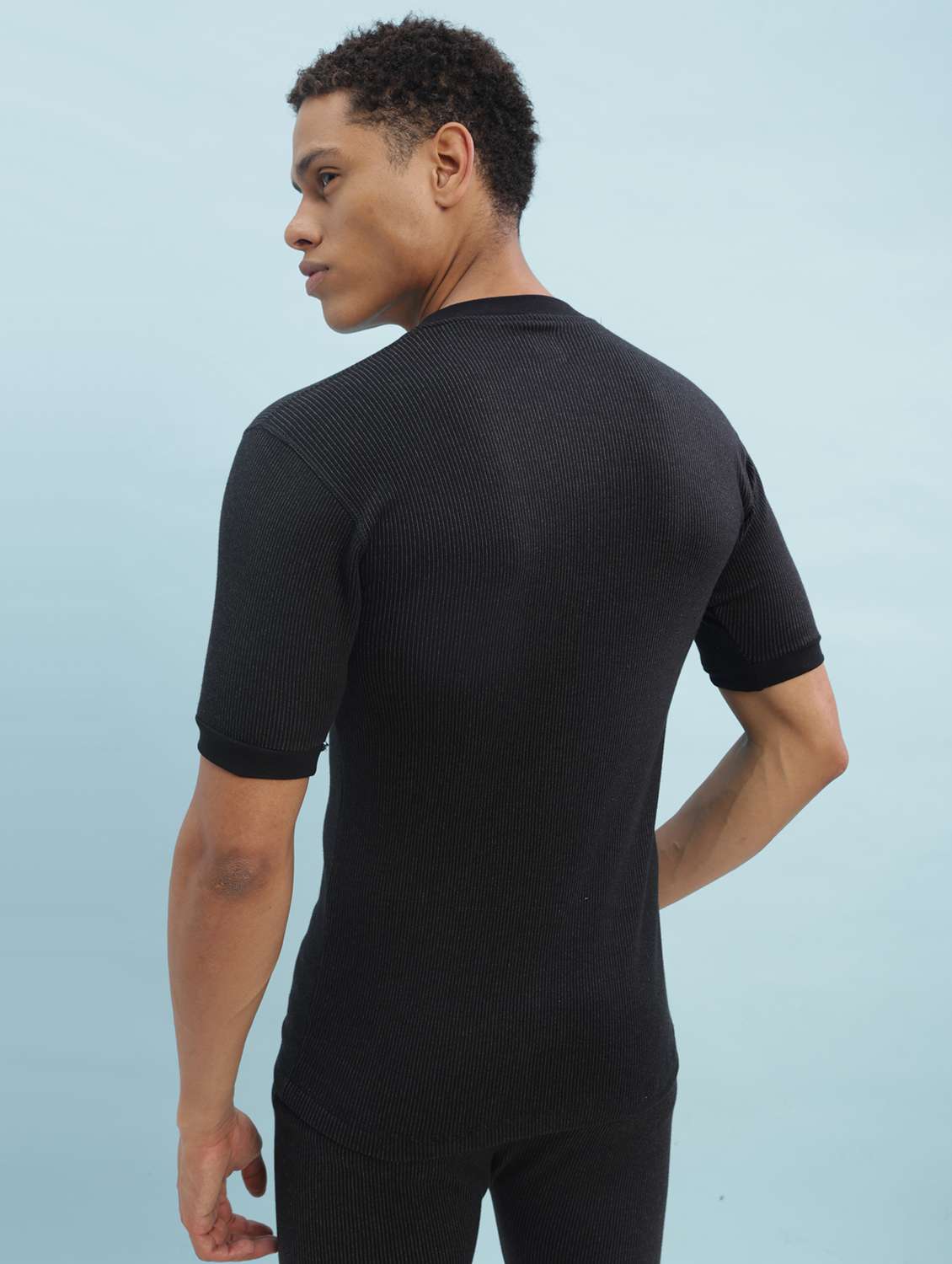 men solid short sleeve thermal set - 22254025 -  Standard Image - 2