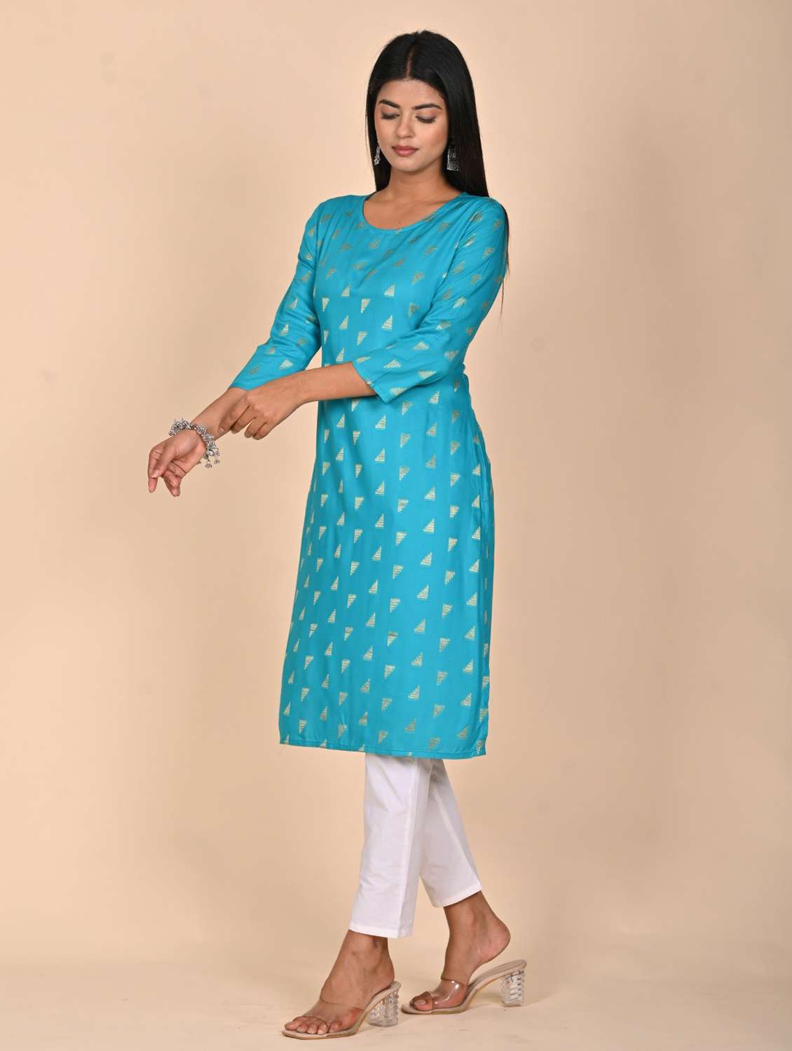 women foil printed three quarter sleeve kurta pant set - 22254861 -  Standard Image - 2