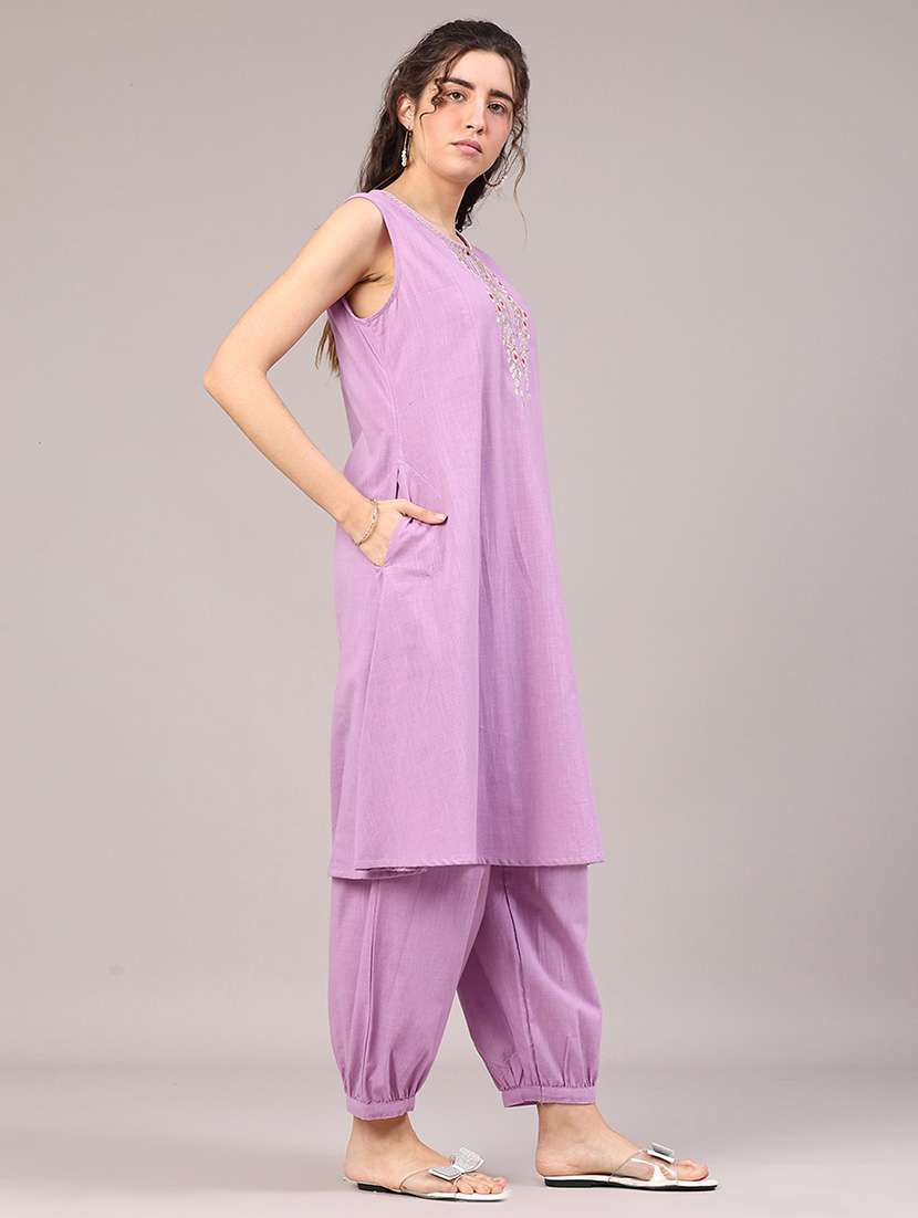 women solid with work sleeveless kurta salwar set - 22256902 -  Standard Image - 2