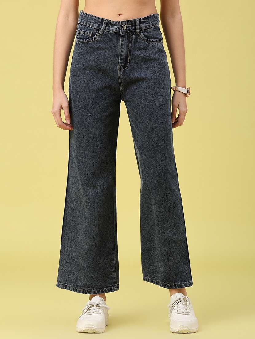 women solid mid rise wide leg jeans