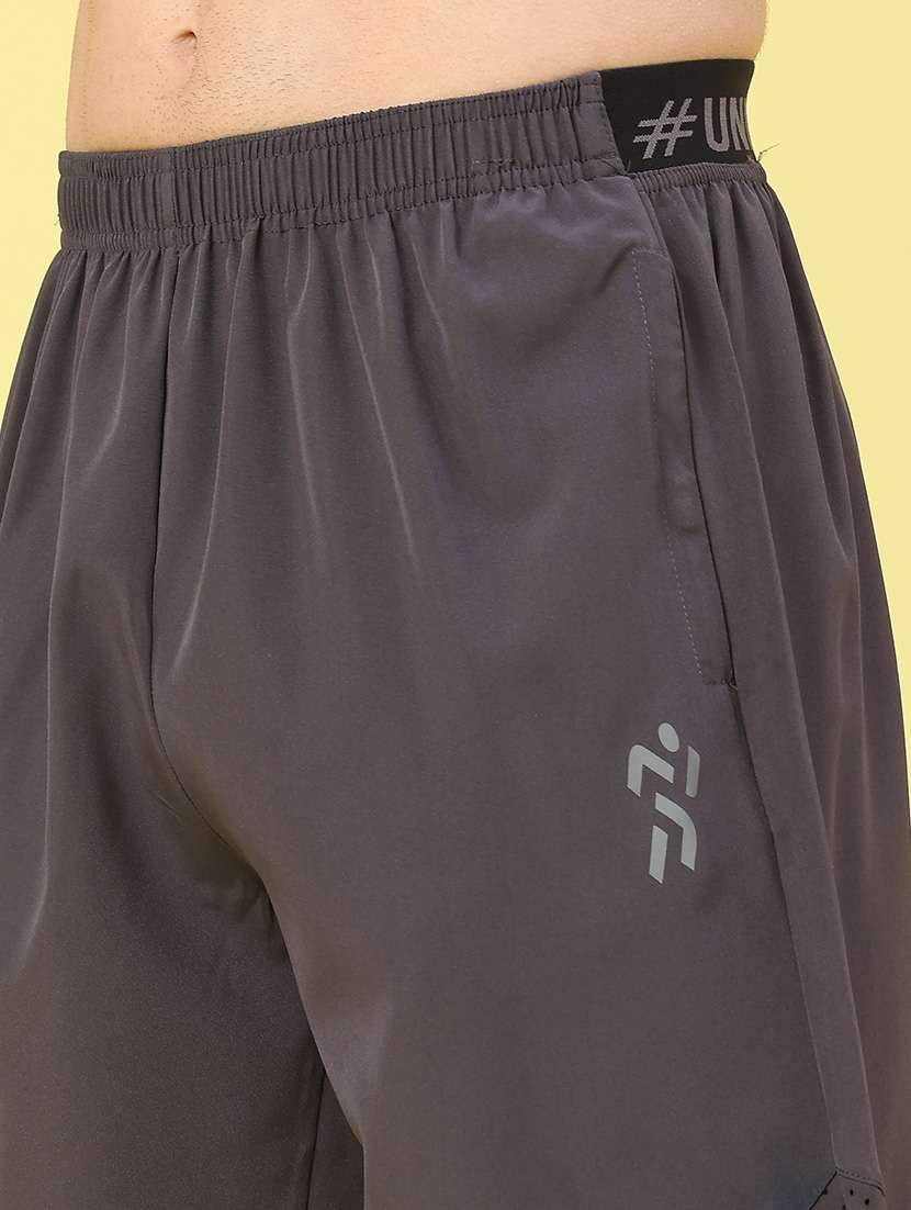 men solid mid rise relaxed fit shorts - 22259195 -  Standard Image - 2