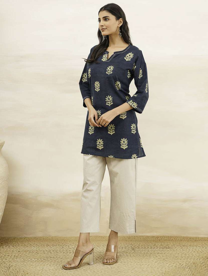 women printed three quarter sleeve straight kurti - 22260686 -  Standard Image - 2
