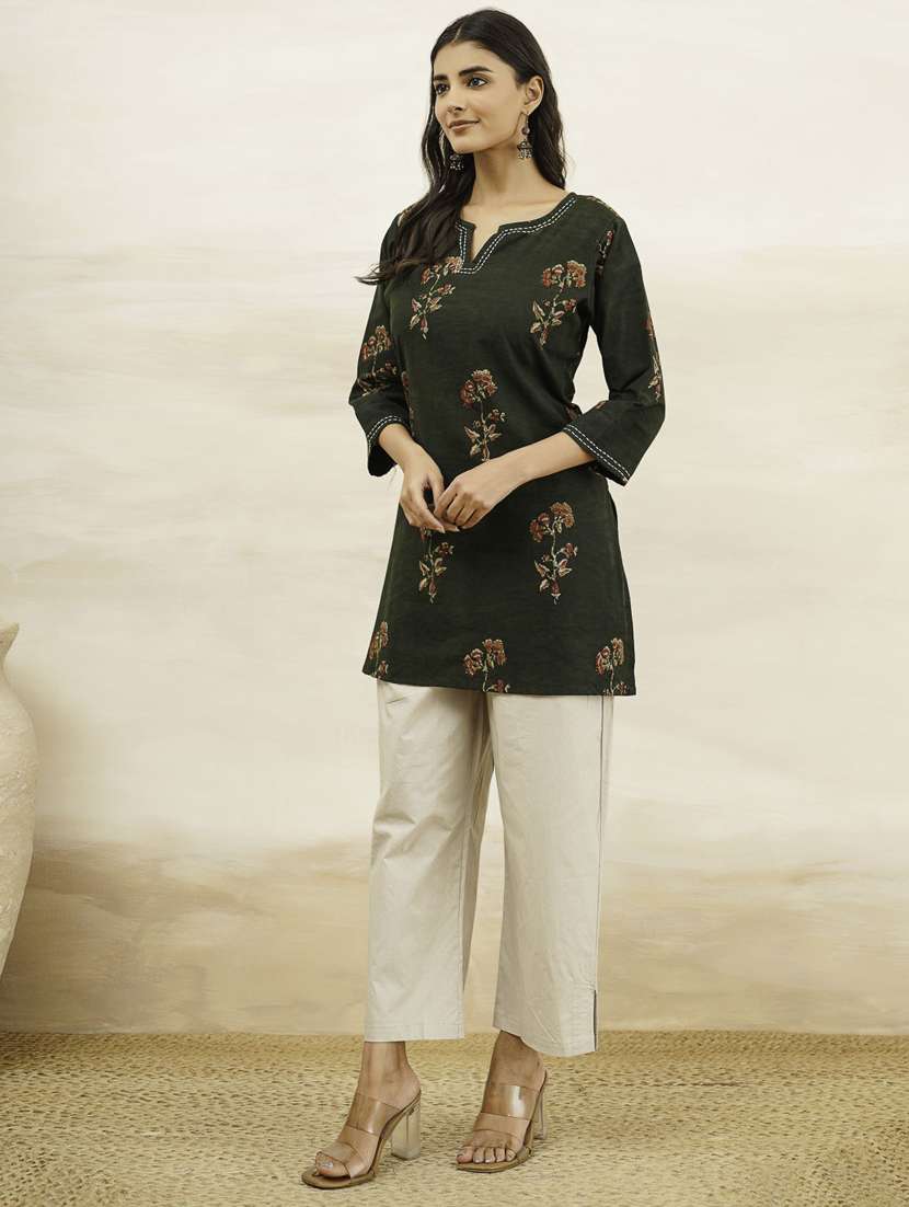 women floral printed three quarter sleeve straight kurti - 22260687 -  Standard Image - 2