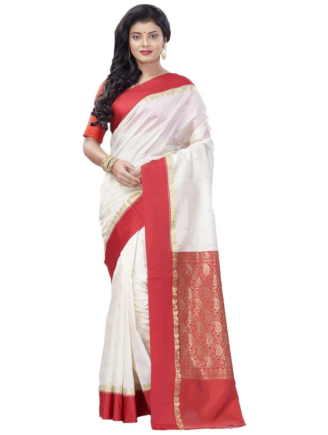 women self design bordered saree with blouse