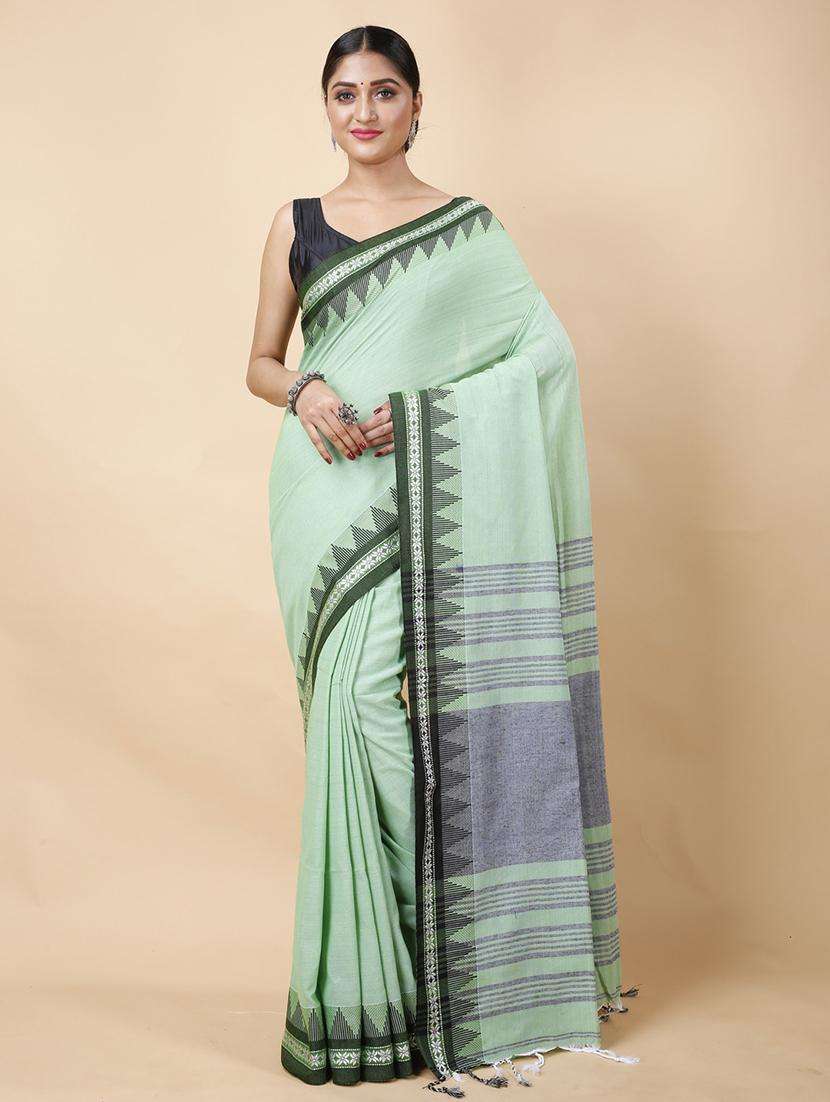 women solid with bordered handloom saree - 22263306 -  Standard Image - 2