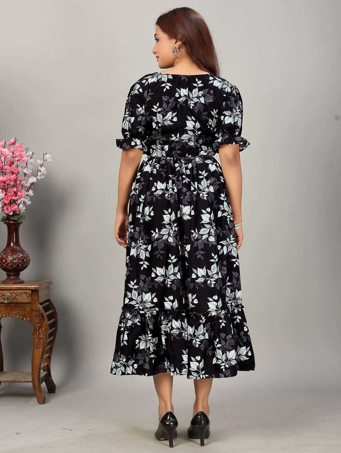 women printed puff sleeve tiered dress - 22263409 -  Standard Image - 2