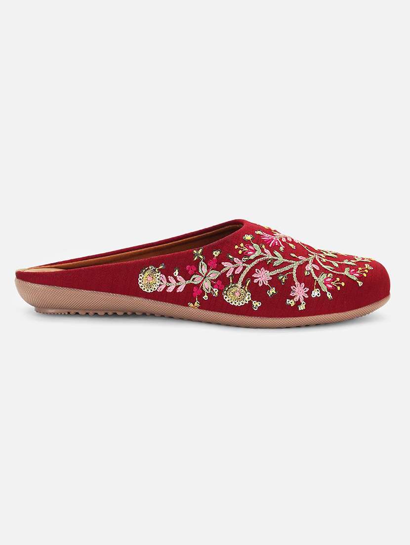 women embroidered flat mules - 22263435 -  Standard Image - 2