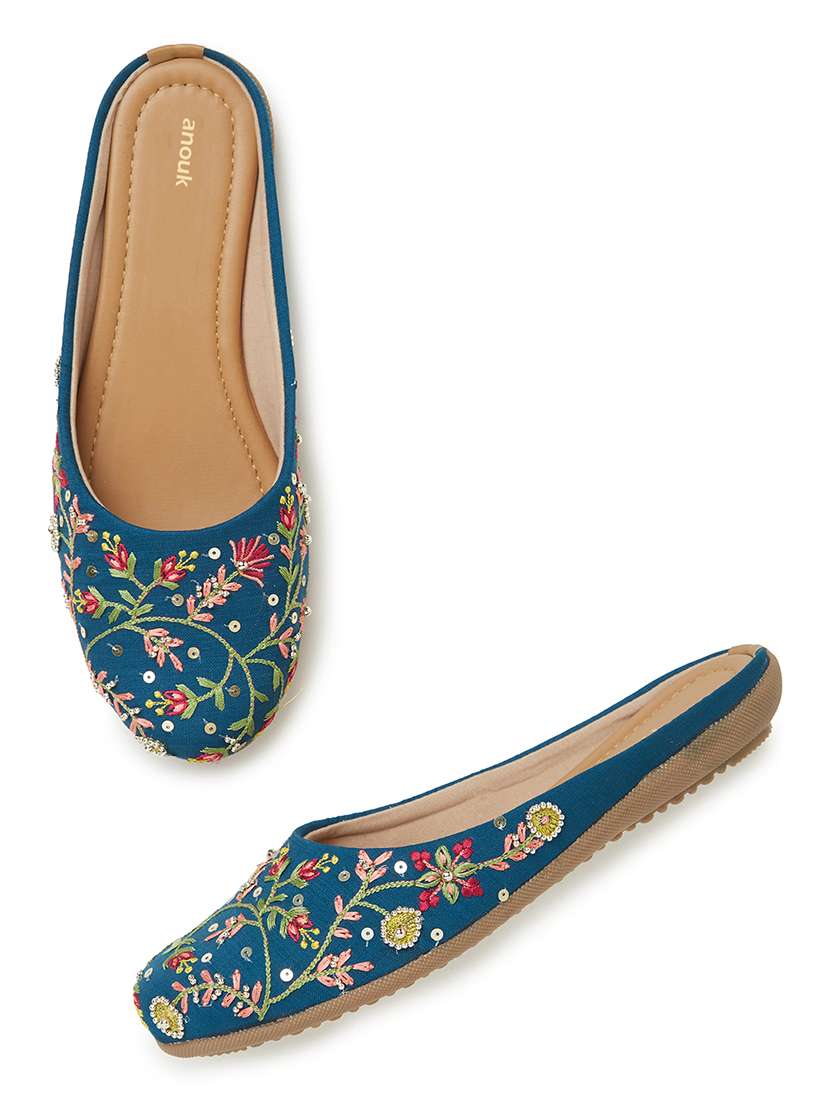 women embroidered flat mules - 22263437 -  Standard Image - 2