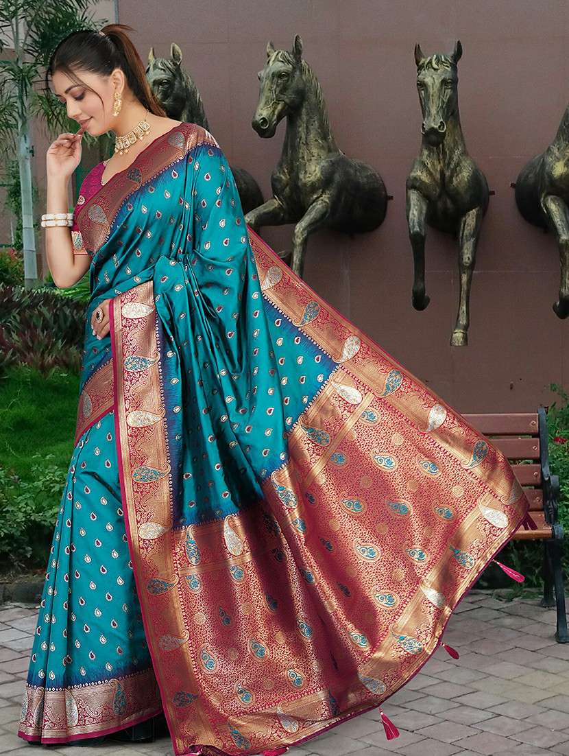 women self design banarasi saree with blouse - 22263461 -  Standard Image - 2