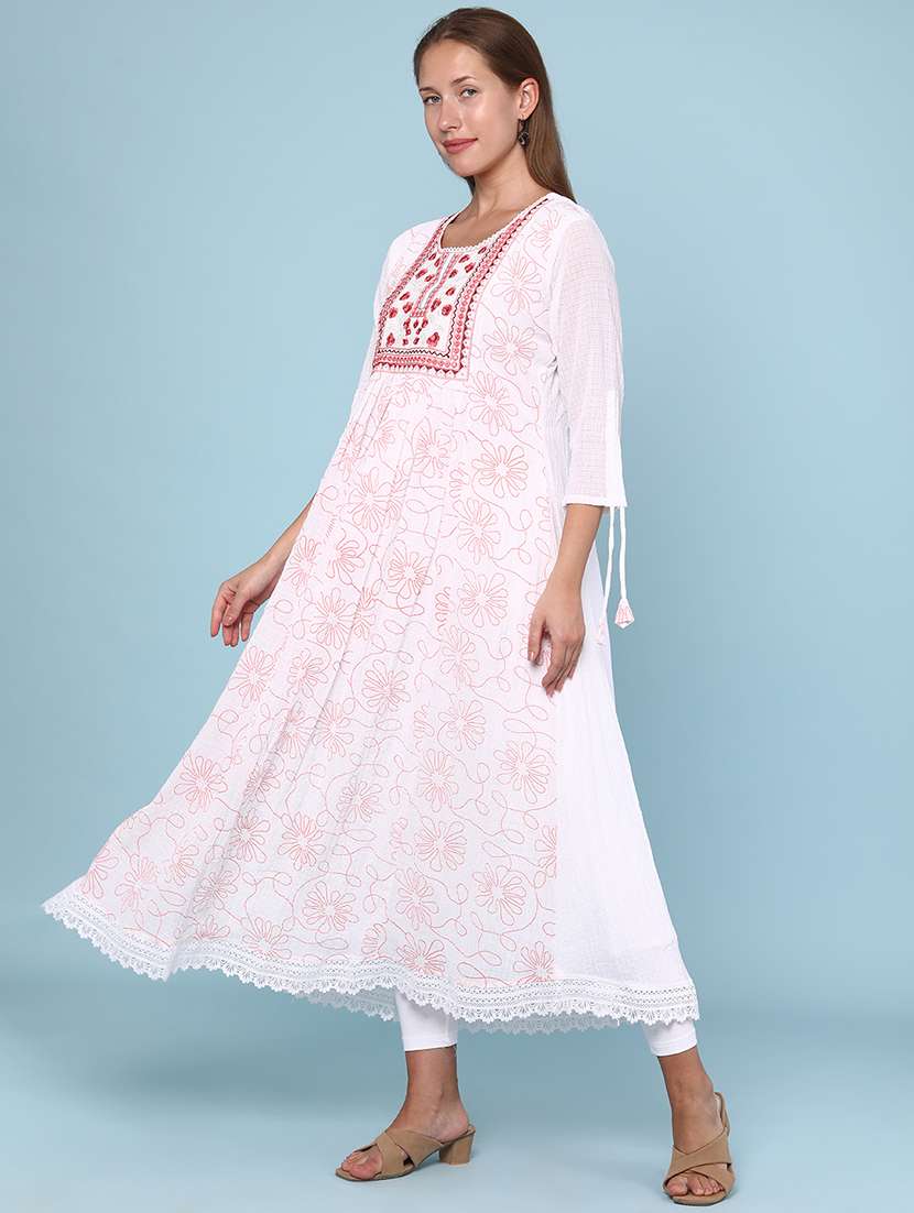 women floral three quarter sleeve flared kurta - 22263994 -  Standard Image - 2