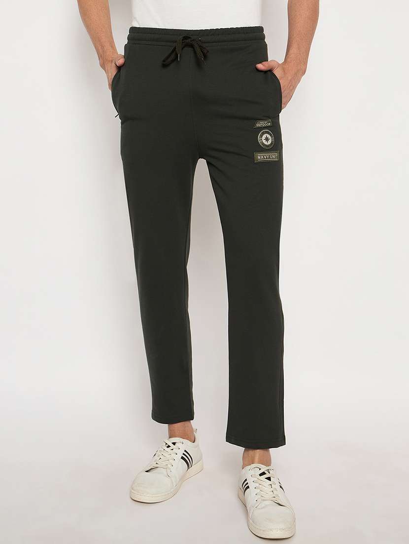 men solid mid rise regular fit track pant