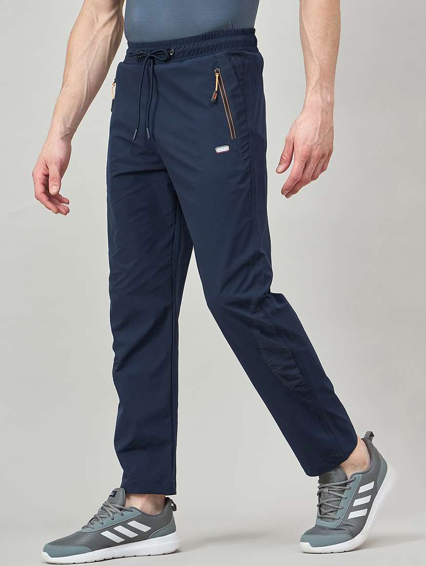men solid mid rise regular fit track pant