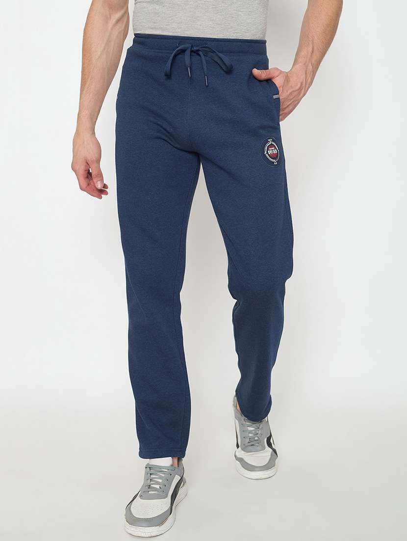 men solid mid rise regular fit track pant