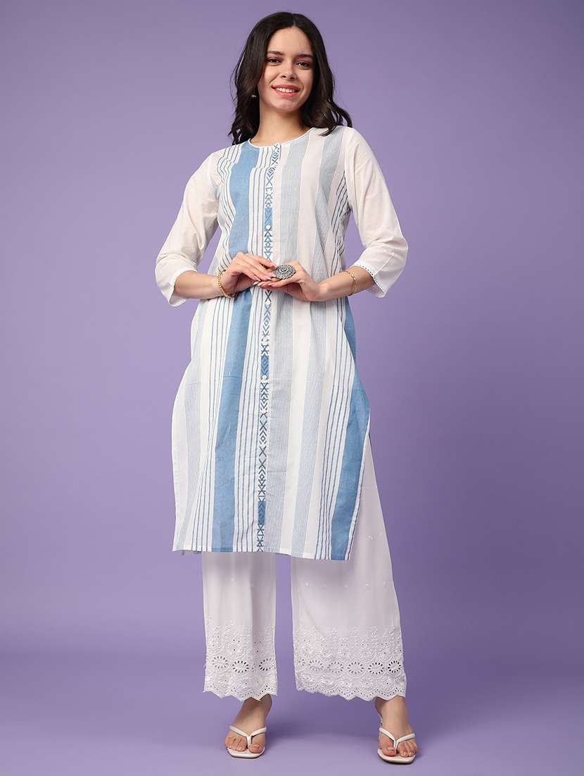 women printed three quarter sleeve fusion kurta