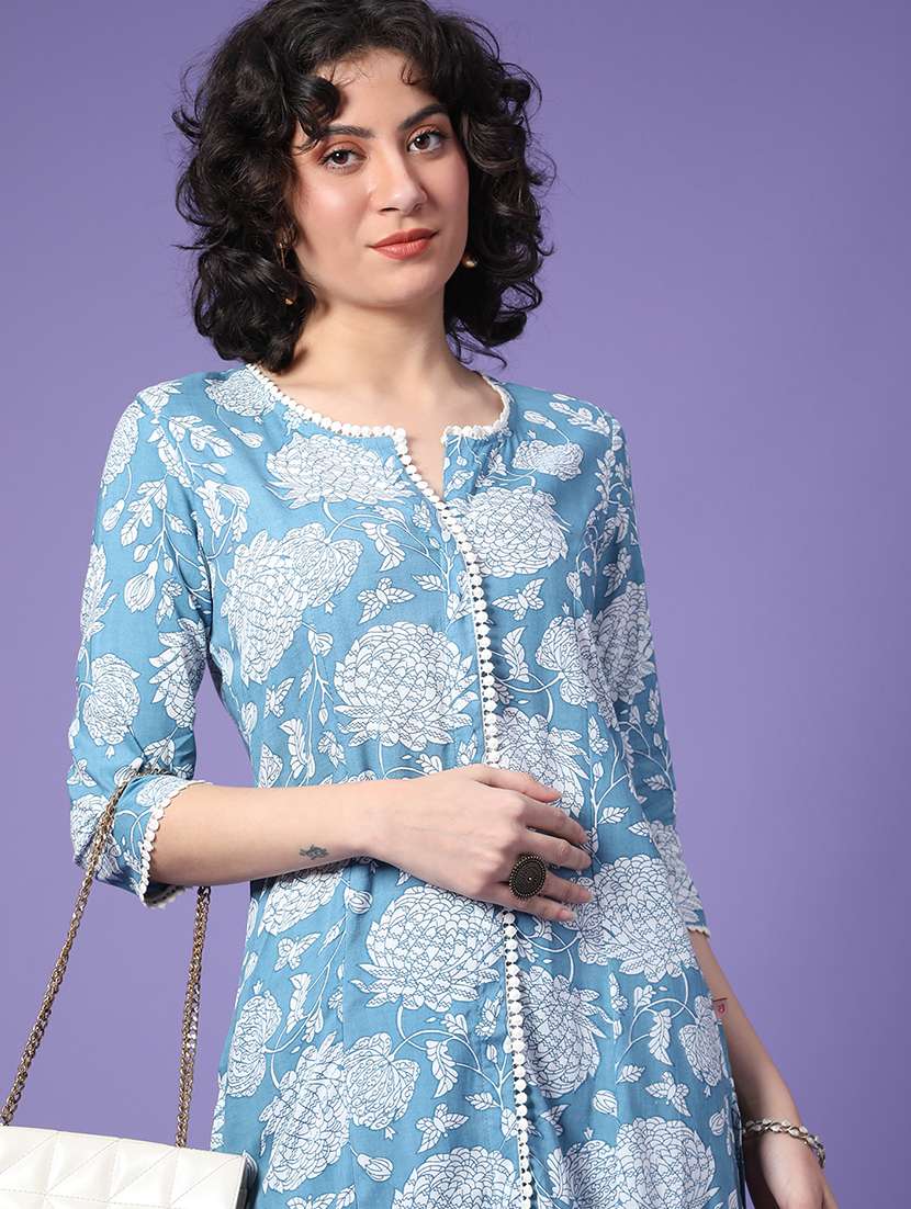 Women Floral Printed Three Quarter Sleeve Kurta Palazzo Set - 22264201 -  Standard Image - 2