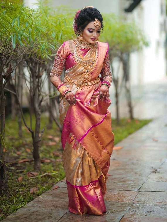 women self design kanjivaram saree with blouse - 22264893 -  Standard Image - 2