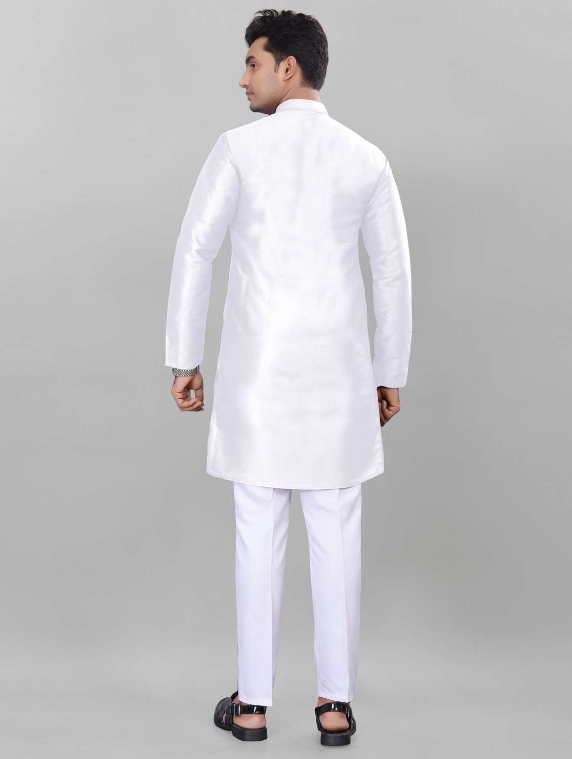 men solid mandarin neck long kurta - 22265469 -  Standard Image - 2