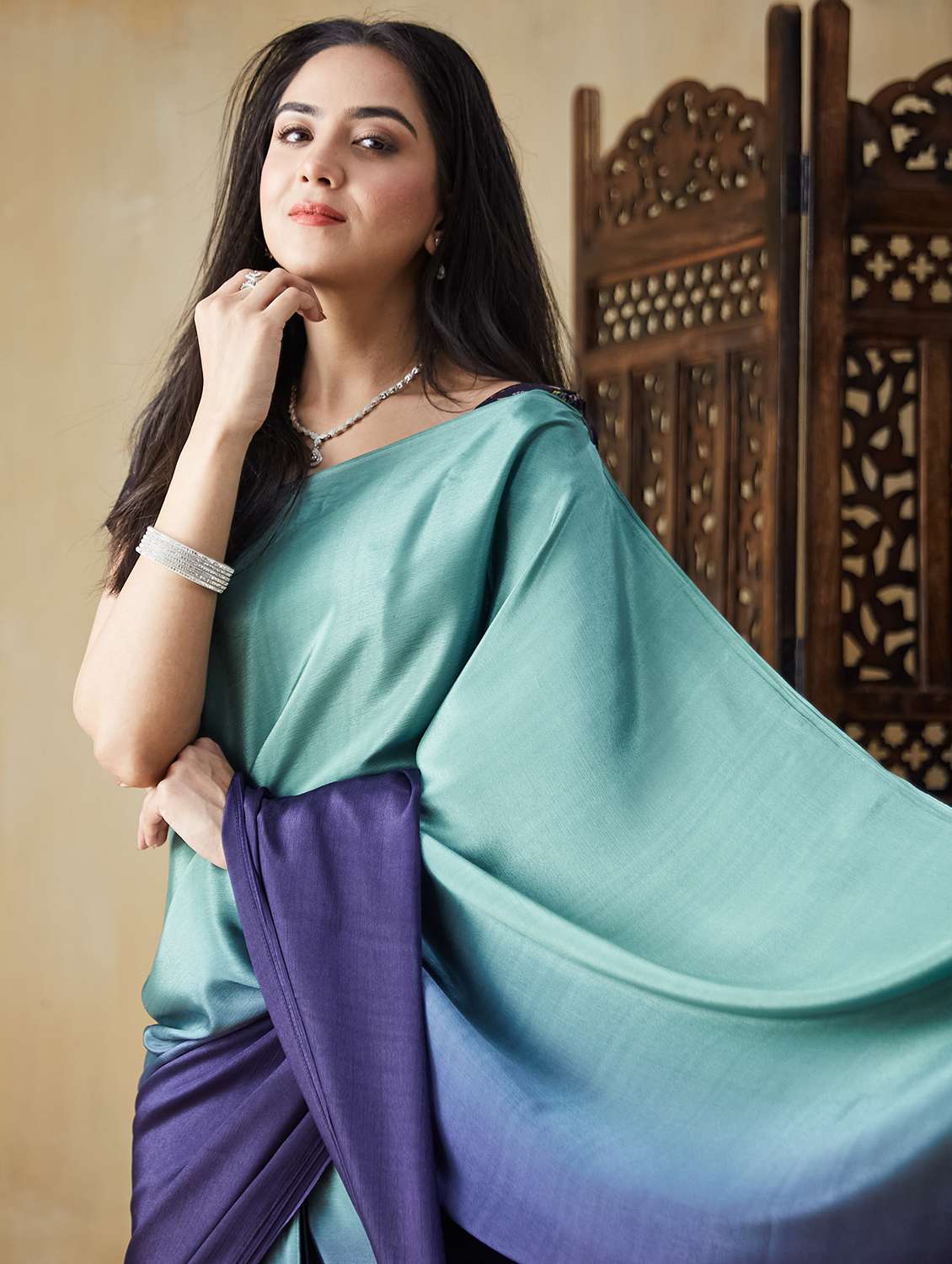 Women Ombre Ready To Wear Saree With Blouse - 22265902 -  Standard Image - 2