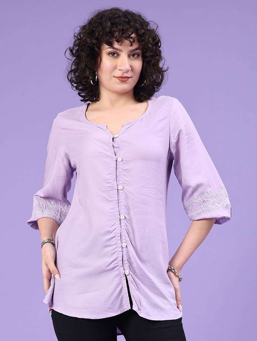 women solid three quarter sleeve straight kurti