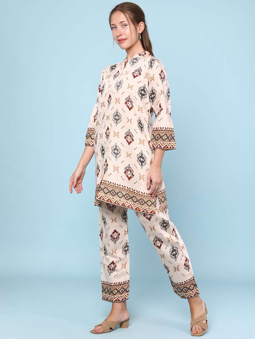 women printed three quarter sleeve ethnic co-ord set - 22266439 -  Standard Image - 2