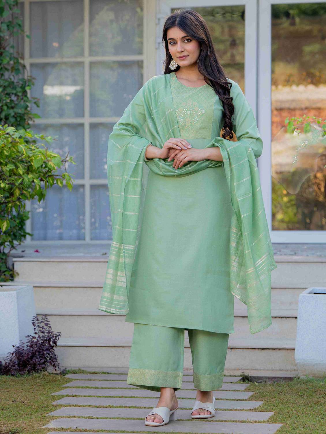 women self design three quarter sleeve kurta palazzo with dupatta set