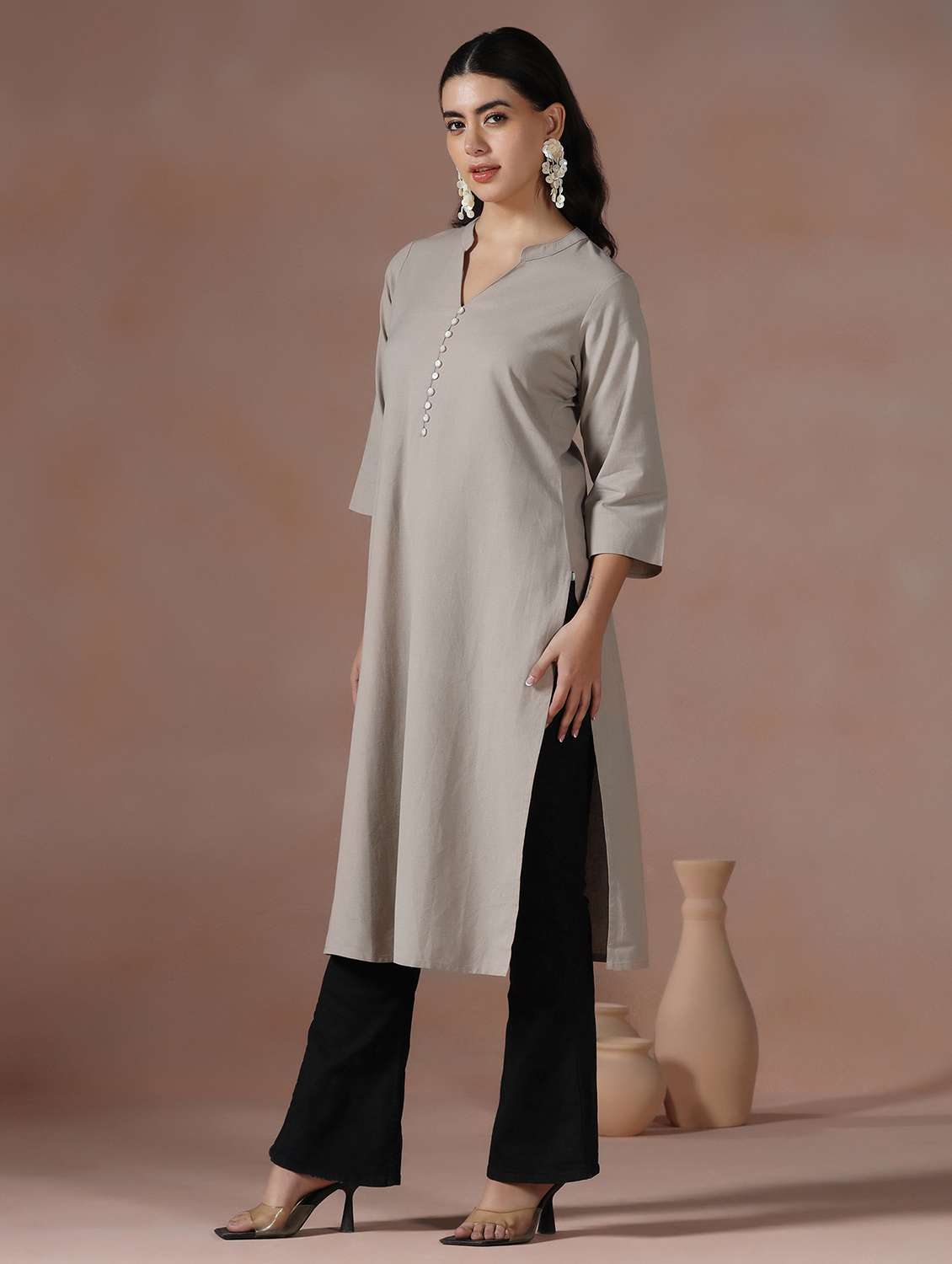 women solid three quarter sleeve straight kurta  - 22267744 -  Standard Image - 2