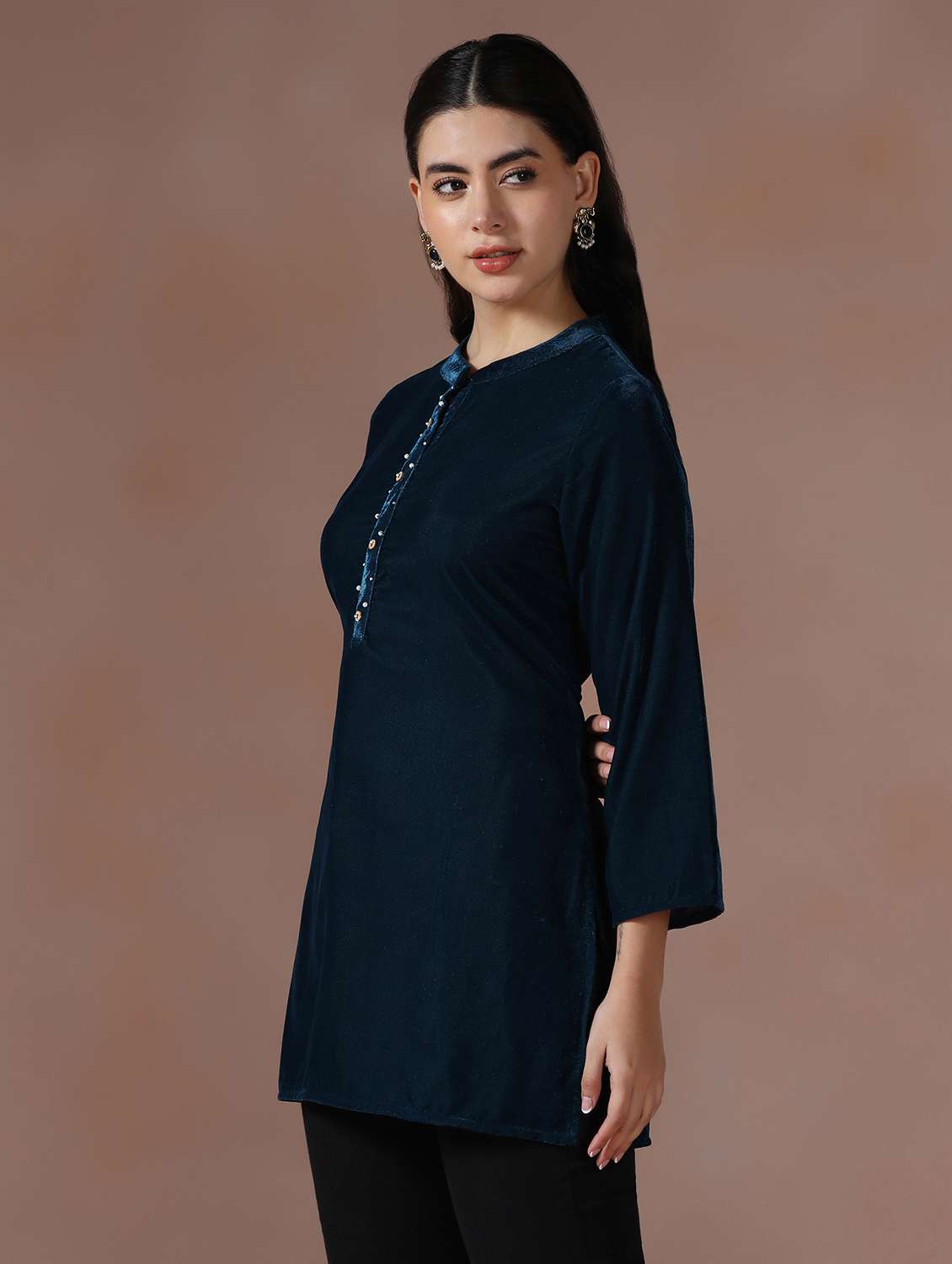 women solid three quarter sleeve straight kurti - 22267766 -  Standard Image - 2
