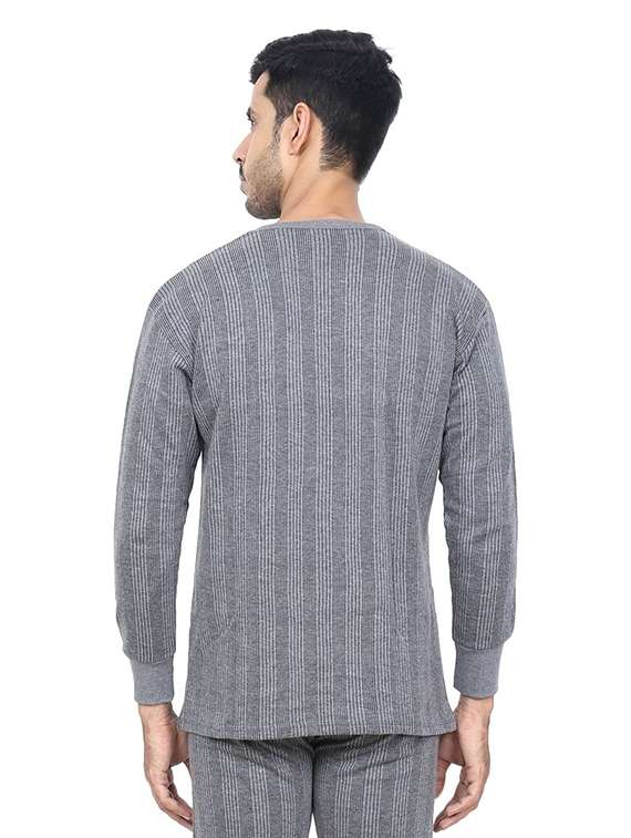 men round neck long sleeve thermal top - 22268032 -  Standard Image - 2