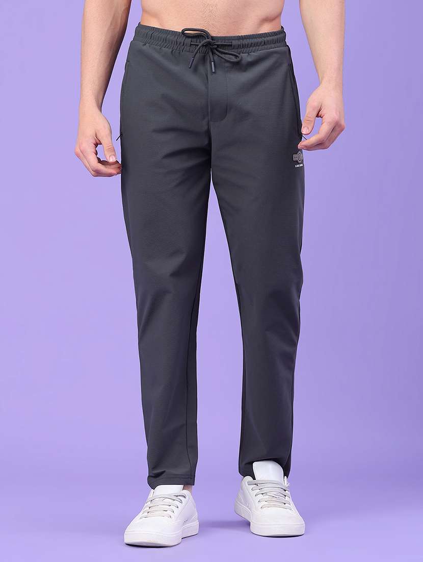 men solid mid rise regular fit track pant