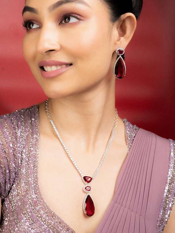 women stone studded sapphire glow necklace set - 22271861 -  Standard Image - 2