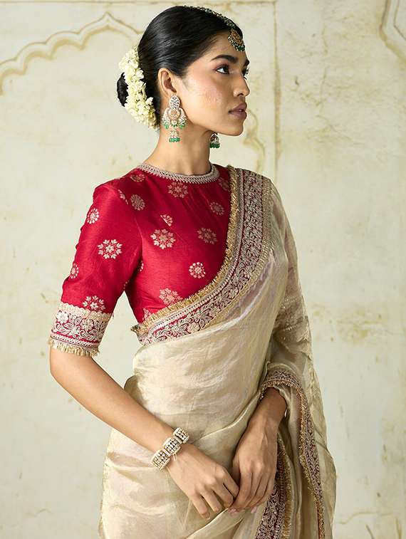 women solid with bordered saree with blouse - 22271927 -  Standard Image - 2