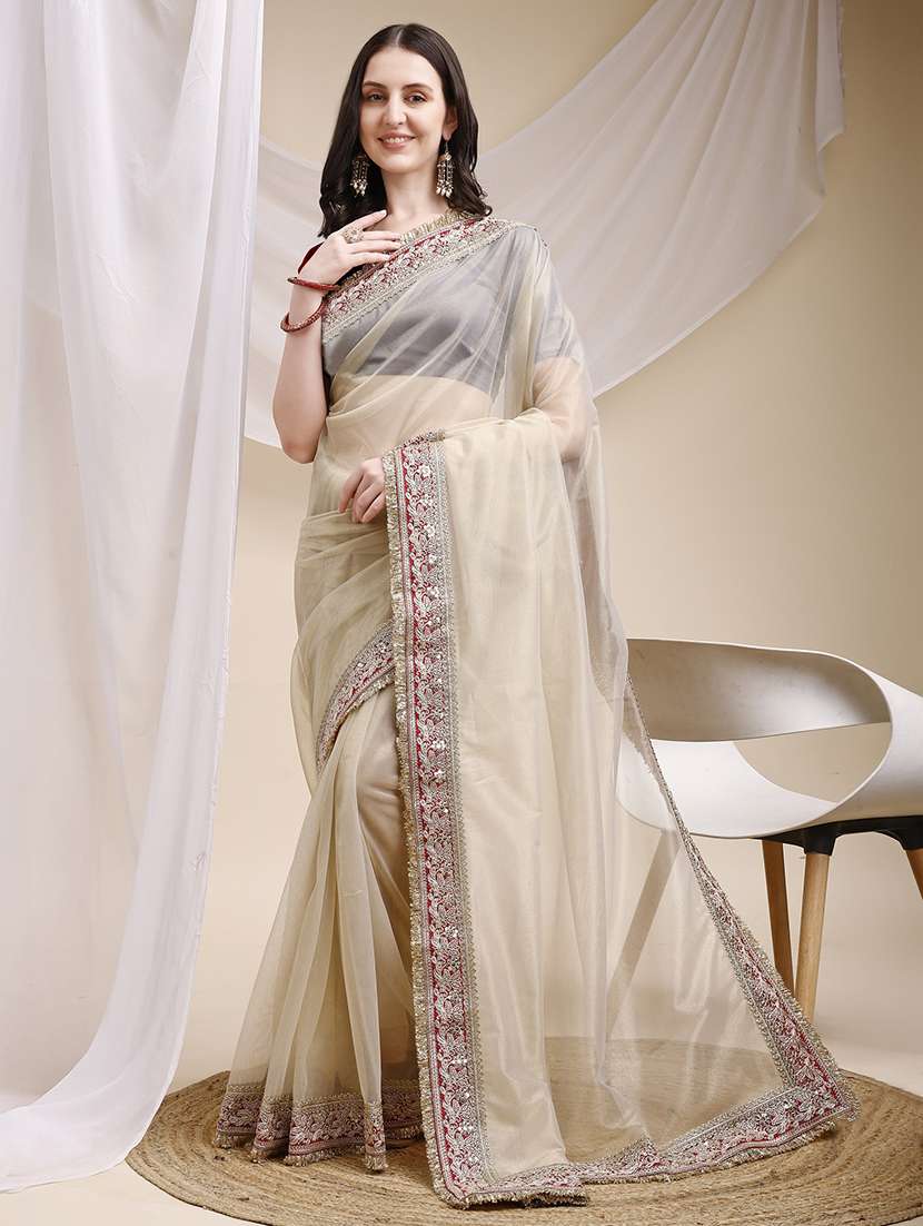 women solid with bordered saree with blouse