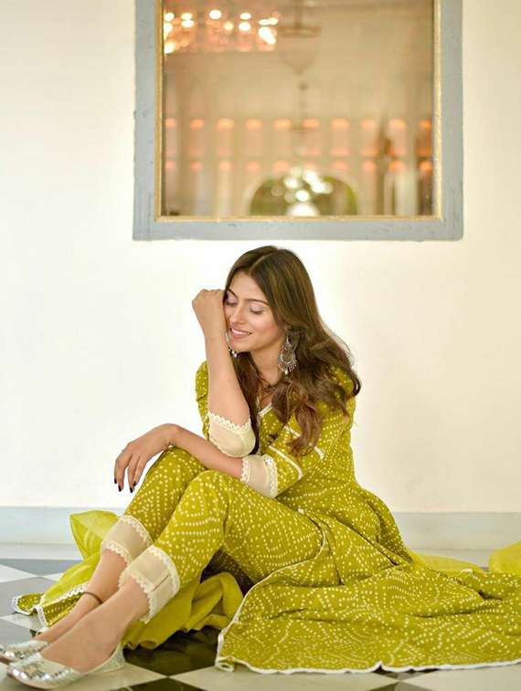 women bandhani three quarter sleeve kurta pant set - 22271938 -  Standard Image - 2