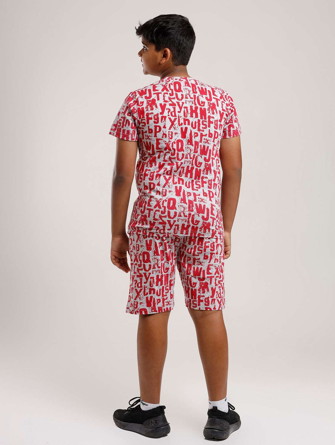 boys printed short sleeve t-shirt and shorts set - 22272138 -  Standard Image - 2