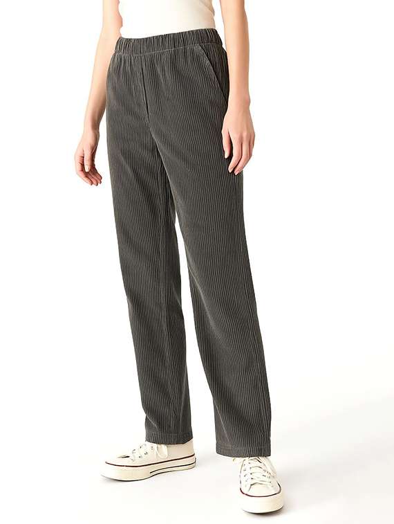 women solid mid rise straight trouser - 22272449 -  Standard Image - 2