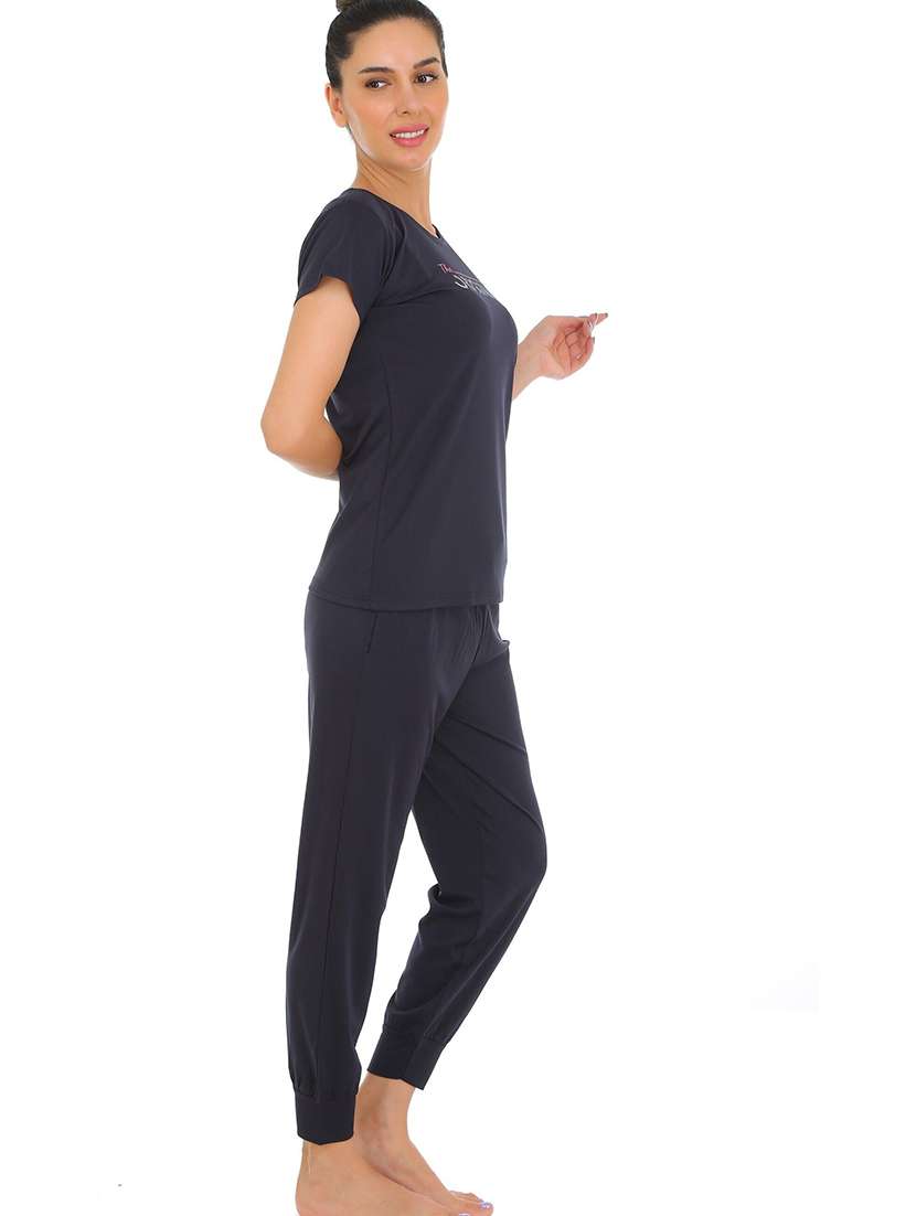 women printed nightwear pyjama set - 22272500 -  Standard Image - 2