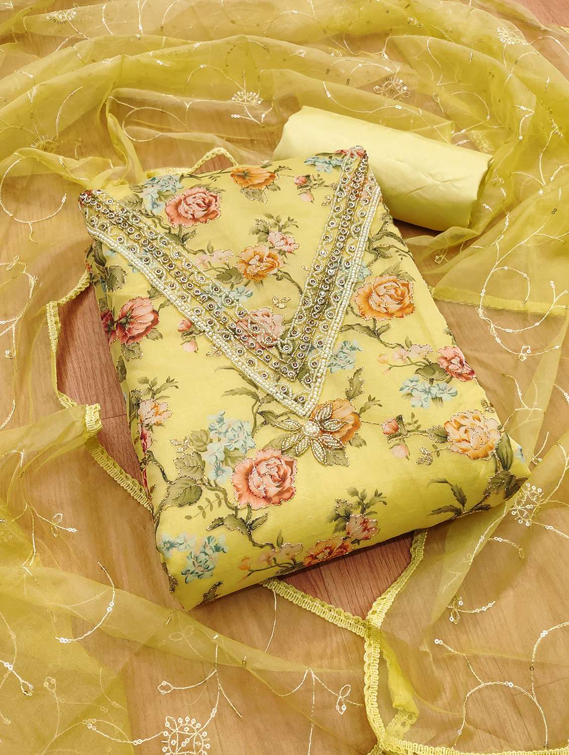 women floral embroidered unstitched suit set