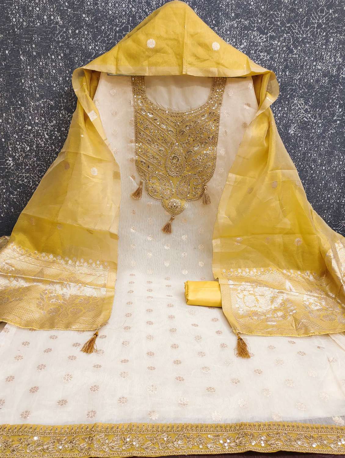 women self design embroidered unstitched suit set - 22272736 -  Standard Image - 2